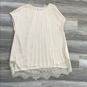 Molly bracken top